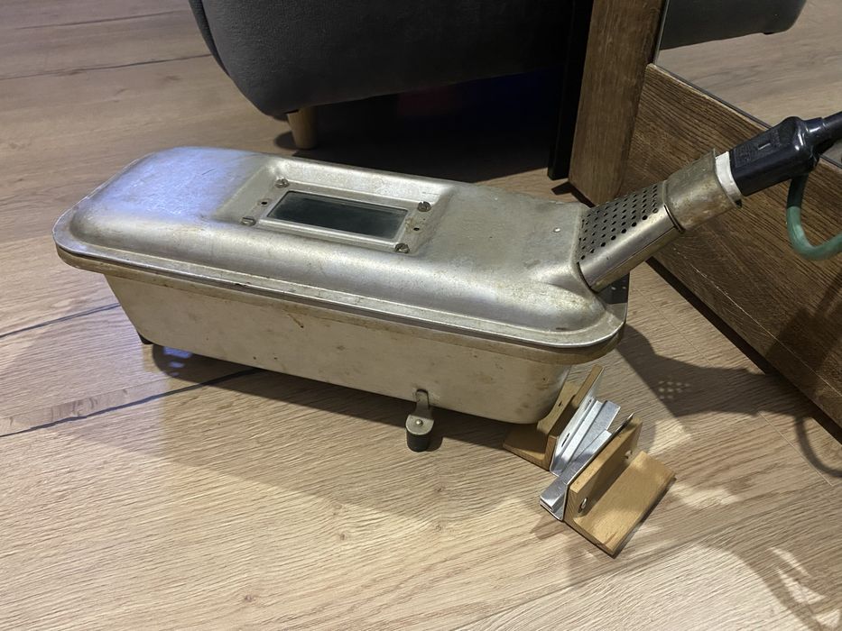 Brodiż elektryczny PRL działający