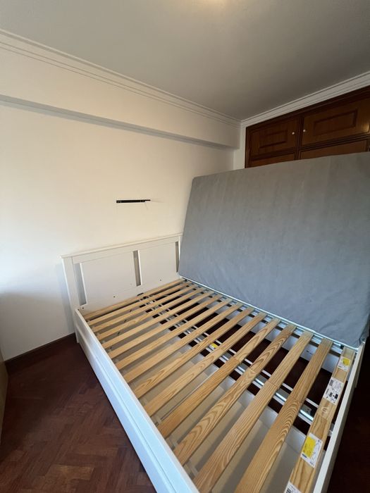 Cama c/gavetas, estrado, barra central e colchao