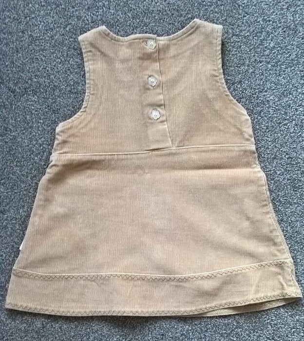 Sukienka welurowa i sztruksowa  r. 80