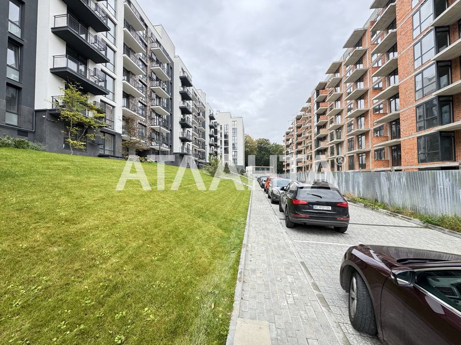 Продаж 1 км квартири в ЖК AUROOM FOREST Винники