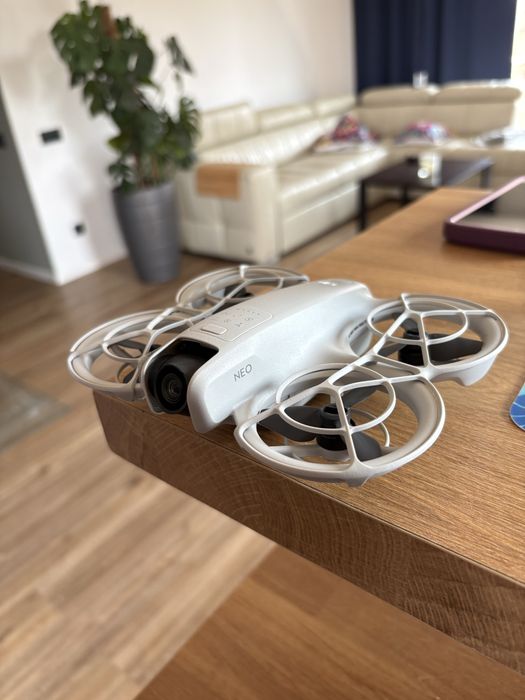 Dron DJI Neo Fly More Nagrywanie w 4k30fps dodatkowa bateria