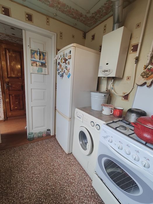 Сдам комнату в доме . Залютино. Оплата 2500 грн.