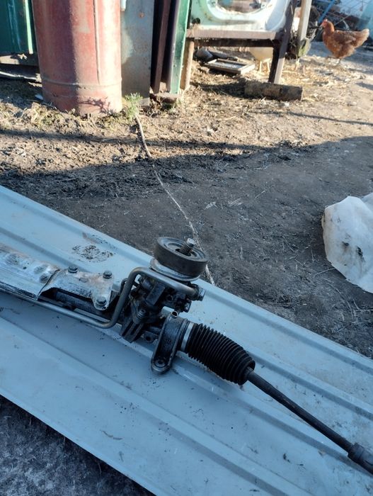 Рульова рейка гольф 4