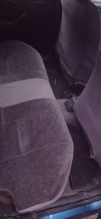 Форд Ескорд універсал