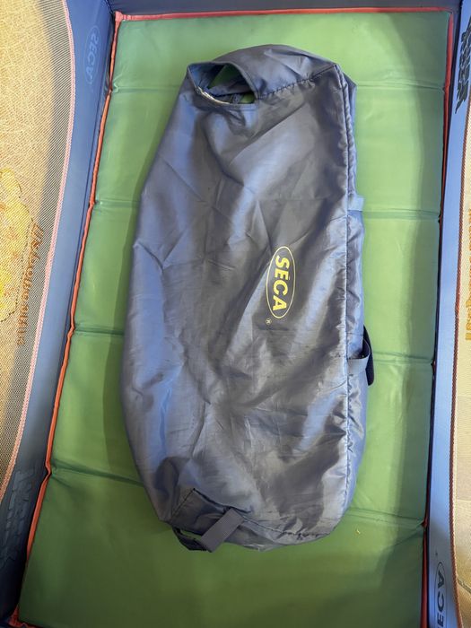 Продам манеж-кроватку Seca б/у