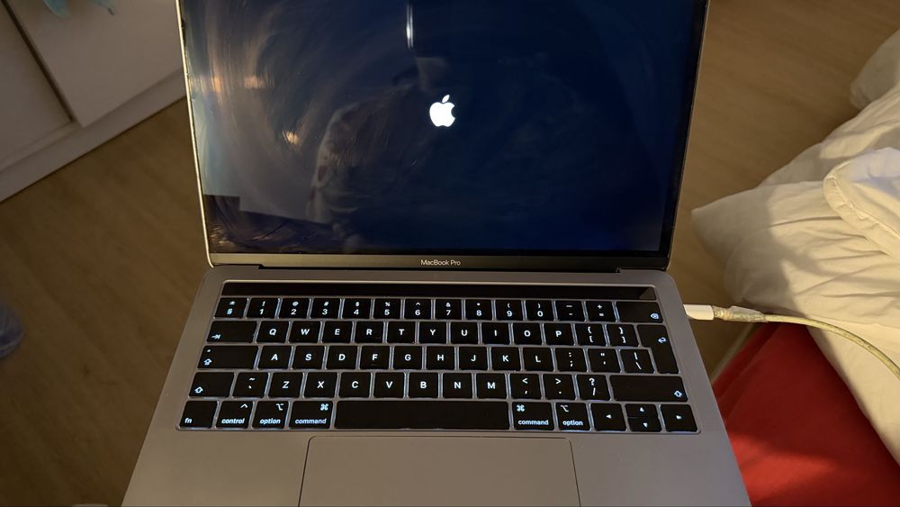 Mackbook pro em bom estado