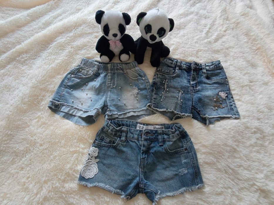 Шорти на дівчинку