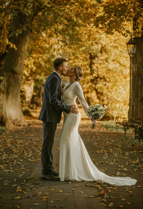 Piękna suknia ślubna