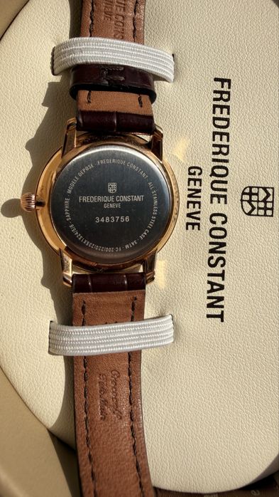 Годинник Frederique Constant