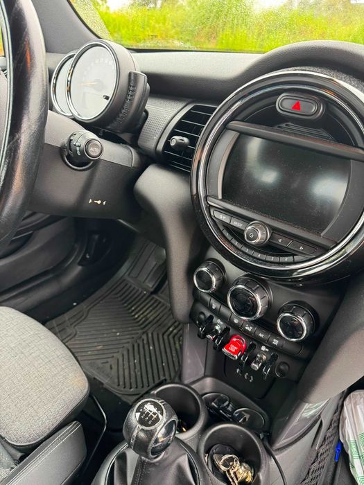 MINI Cooper D 2015 | 122.000 km