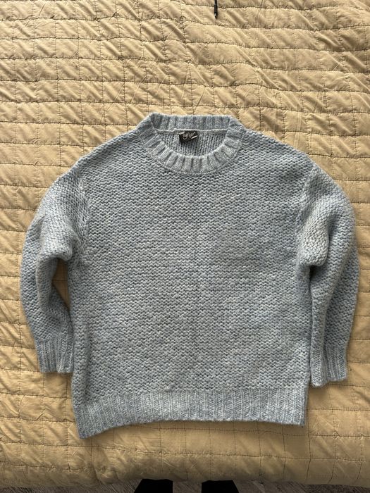 Продам светр.