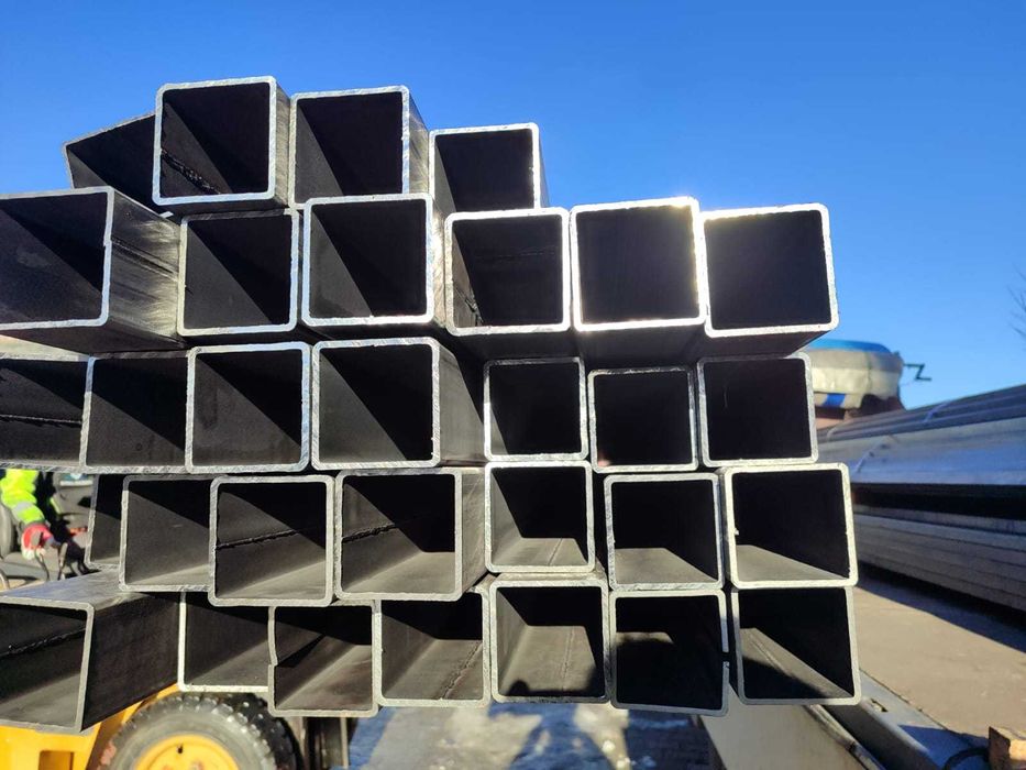 Profil 80x80x2. II gatunek. Słupy. Kształtownik zamknięty.