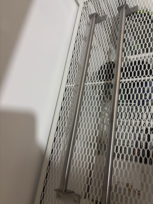 Calha de metal/ Toalheiro KUNGSFORS do Ikea
