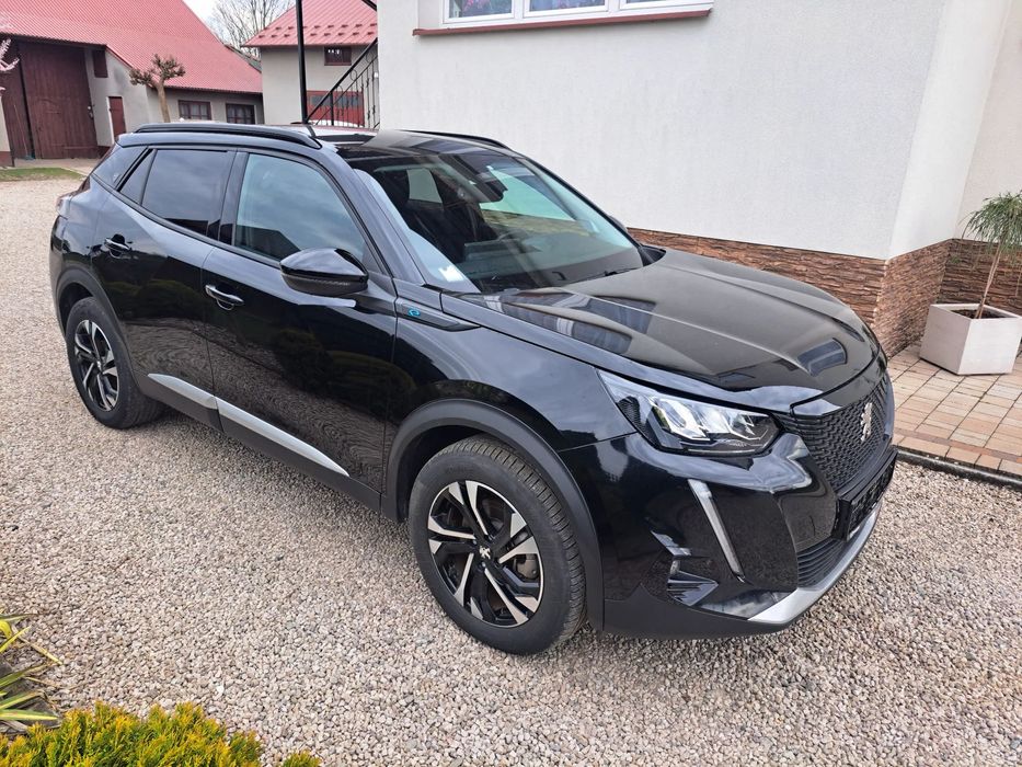 Peugeot 2008 Electric Road Trip