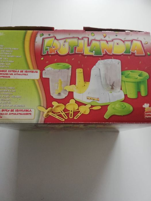 Máquina batidos e gelados criança