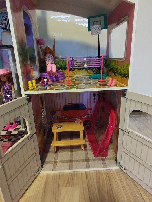 OGROMNY domek dla lalek Barbie + 11 lalek + akcesoria