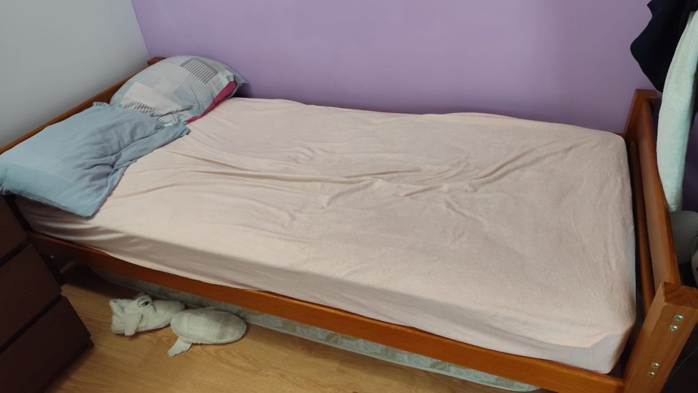 Cama solteiro  Ikea