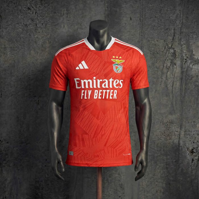 Camisola SL Benfica, FC Porto e Sporting CP. Época Atual Estado Novo