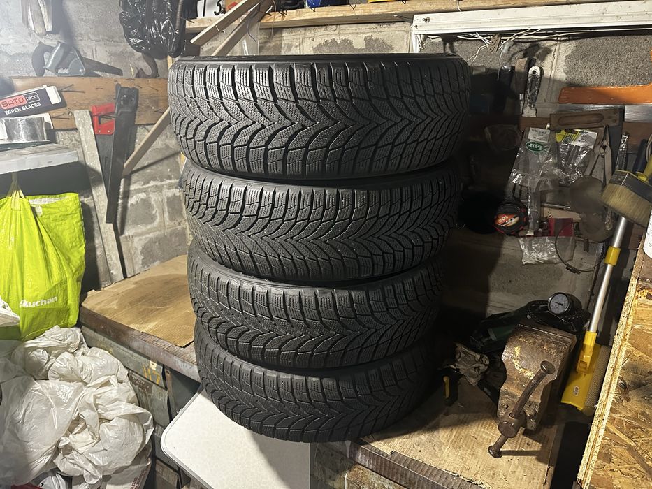Nexen Sport 215 60 r17 ідеальний стан