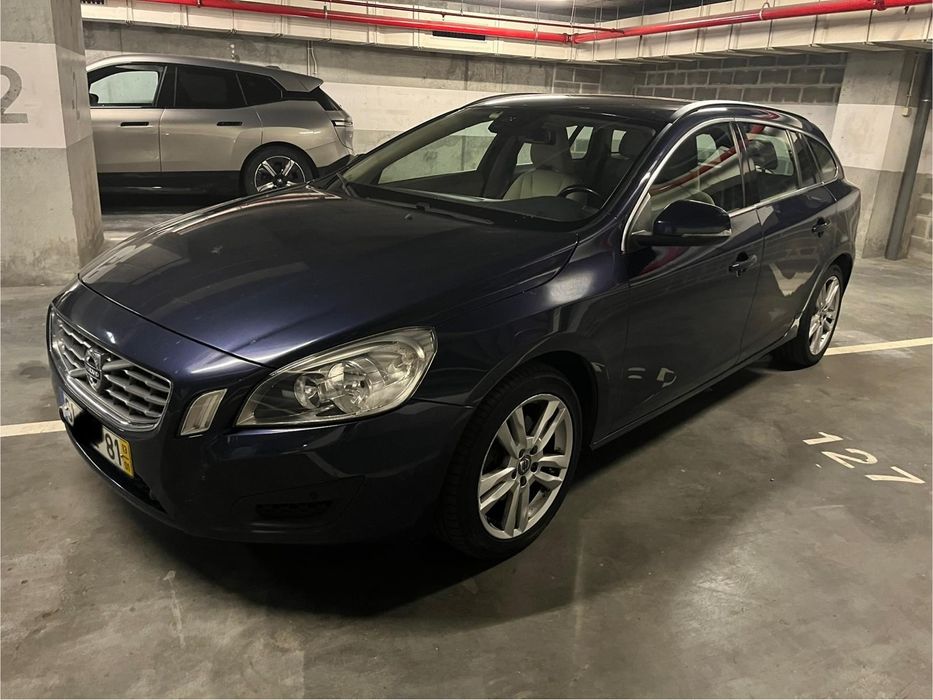 Volvo V60 D4 2013