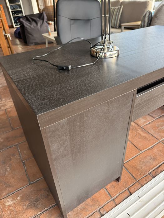 Secretária MALM IKEA Preta Ótimo Estado