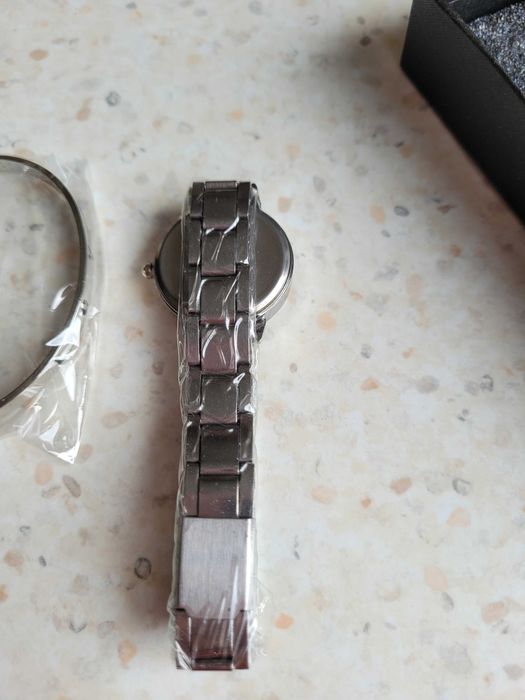 Zegarek z bransoletka, zestaw