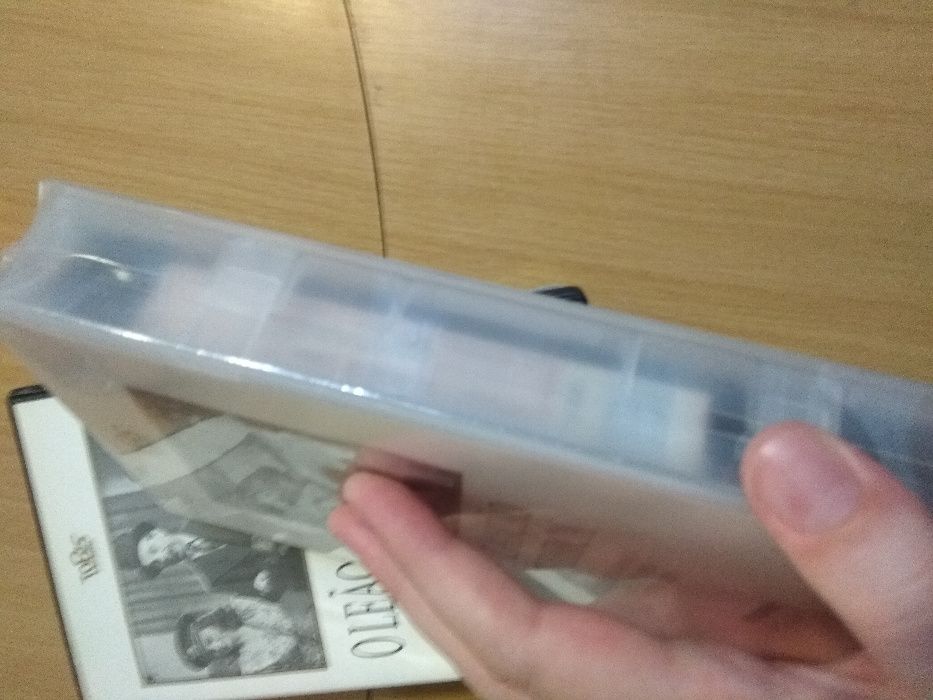 VHS O Pátio das Cantigas | A Canção de Lisboa | O Leão da Estrela64752119008001124