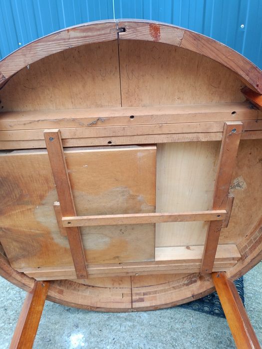 Stary okrągły stół fotele PRL antyk fotel zestaw