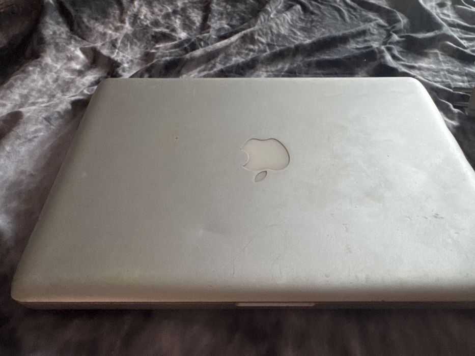 Mac Book M5 A1278 Pro kompletny  na czesci