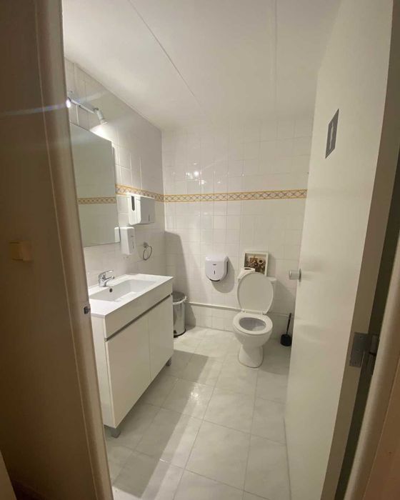 Escritório 35 m² Alcabideche | Estacionamento Privativo | A5 a 5 min | Sem Parquímetro