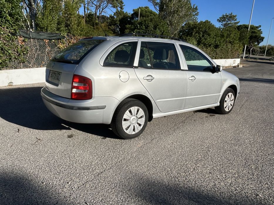 Skoda fabia 2003 foto 2