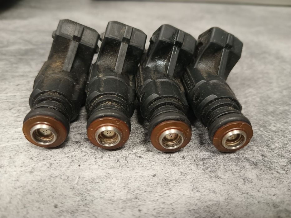 Wtryski BEX 1.8t 06A906031BA