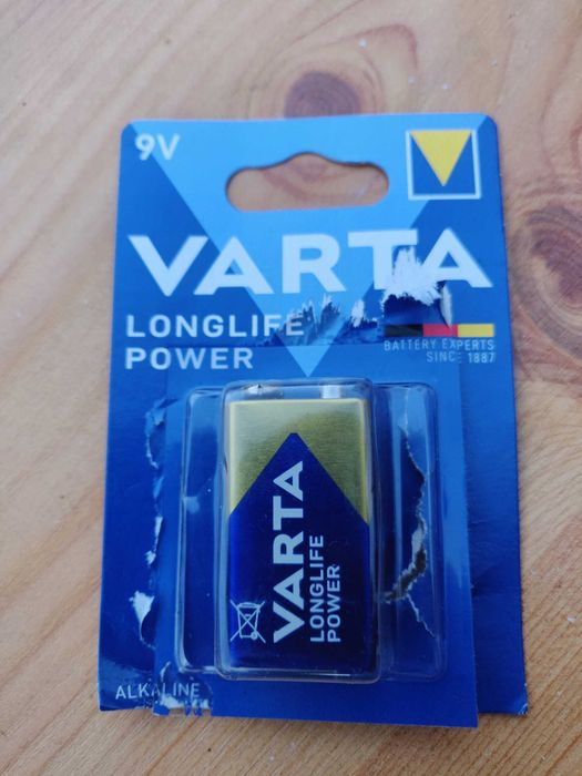 Radio bateryjne AM przenośne z USA - BUTELKA Camus koniak