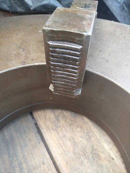 Uchwyt Tokarski fi 630mm Trzyszczękowy Samocentrujący 3 Szczękowy