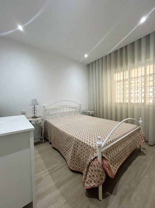 T2 (1ª linha) c/vista mar, a 50 metros da praia