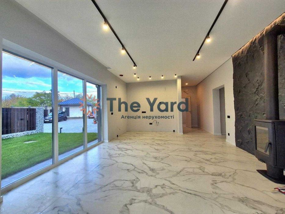 Продаж Будинку 135 кв.м. ділянка 6 сот. Підгірці КМ Сімейний Маєток