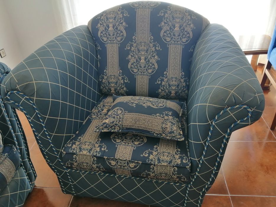 Terno de sofás de sala