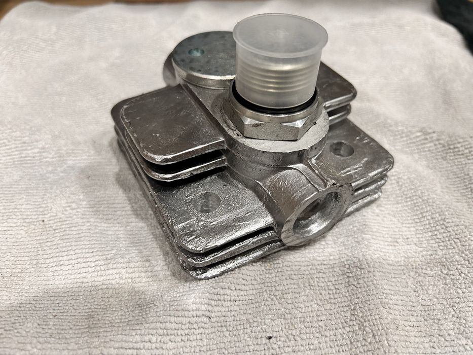 Głowica hs11 sprężarka ursus