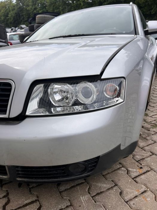 Audi A4 B6 Фари, Бампер 8E0941004F  8E0941003F