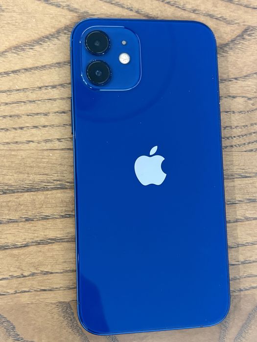 iPhone 12 64Gb stan bardzo dobry