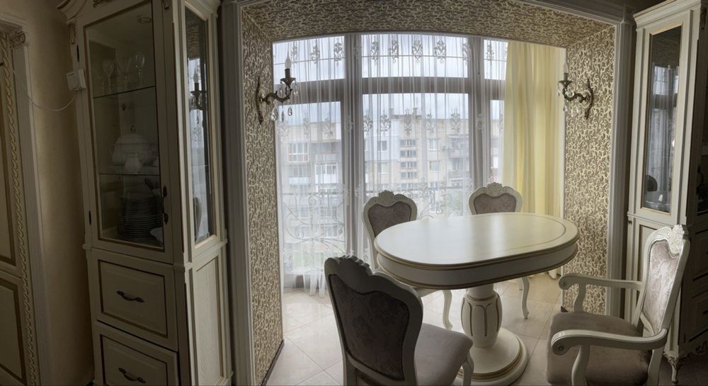 Продам 3-х кім кв з  дизайнерським ремонтом та  АГВ