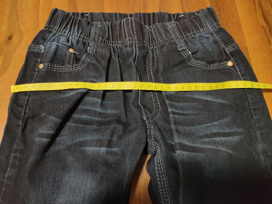 Одяг для дівчинки