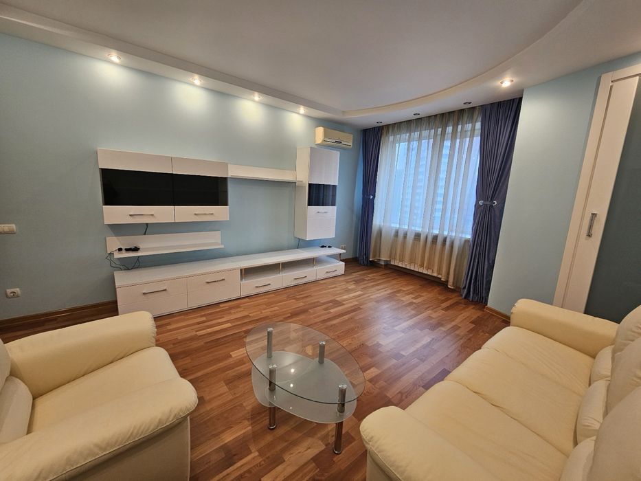 Продажа 3 ком. квартиры в Новострое по пр. Аэрокосмическом с ремонтом.