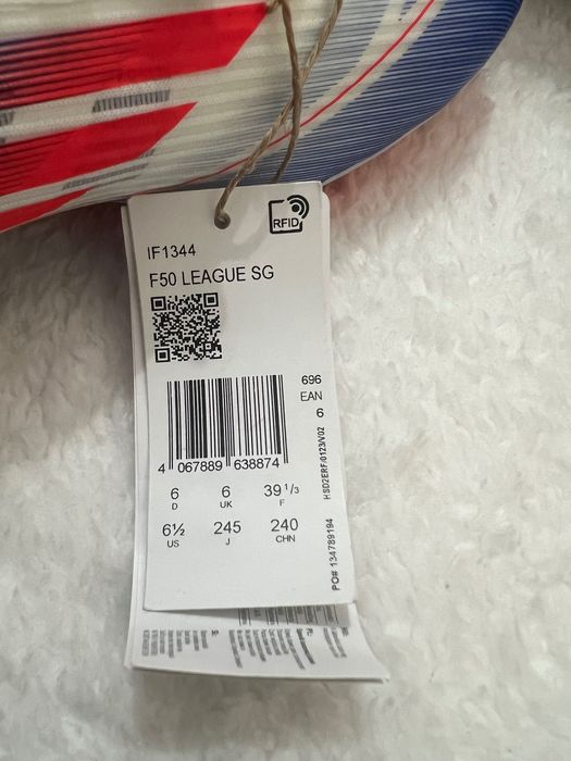 Chueteiras Adidas F50 League SH