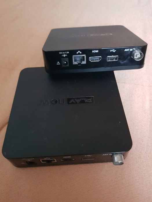 Odtwarzacz multimedialny PLAY Smart Box TV DVBT2 8GB 4K  do TV internetowej itp.