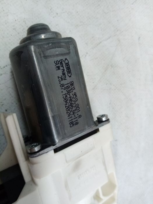 Motor vidro frente esquerdo AUDI A4 (8K2, B8)