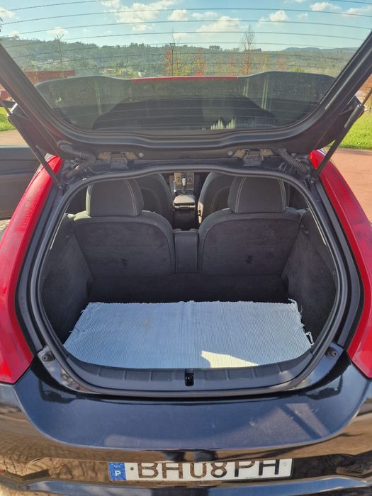 Volvo C30 1.6d (2010)