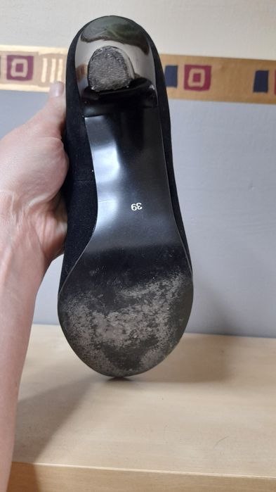 Buty na obcasie czarne