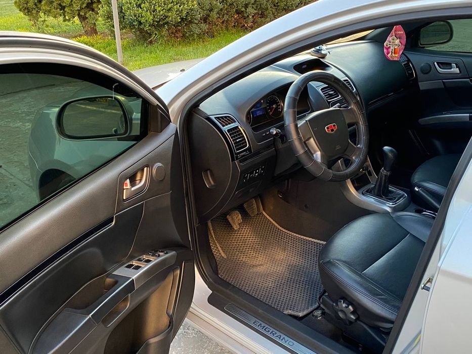 Geely Emgrand 7 в хорошем состоянии