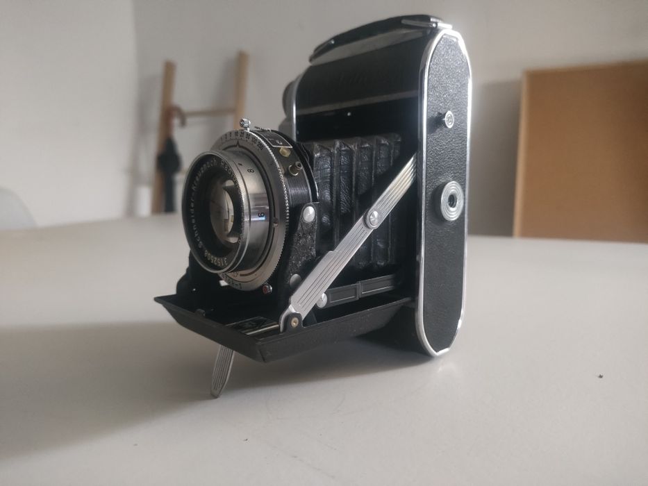 Câmera Sólida III médio formato 6x6